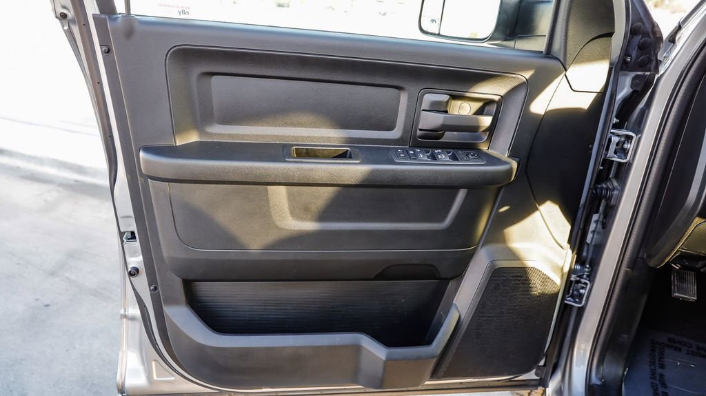 Used 2022 RAM 2500 Tradesman RWD image 24