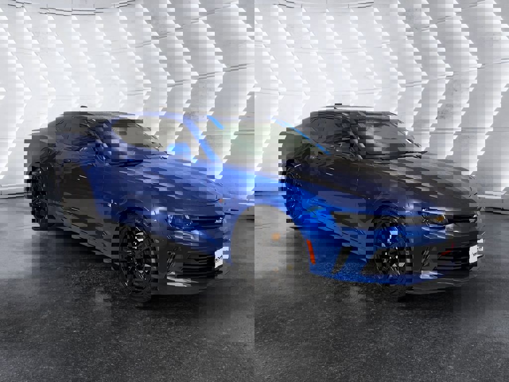 Used 2018 Chevrolet Camaro LT w/ Technology Package image 1