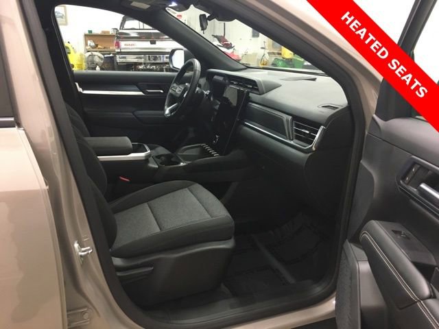 Used 2025 GMC Terrain Elevation image 15