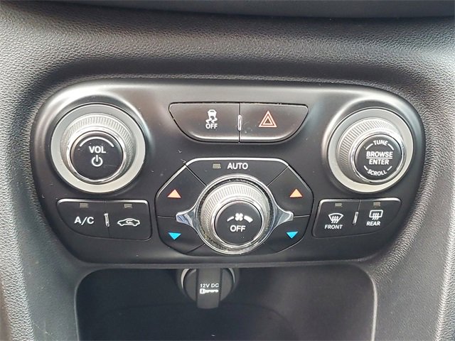 Used 2014 Dodge Dart Limited image 26