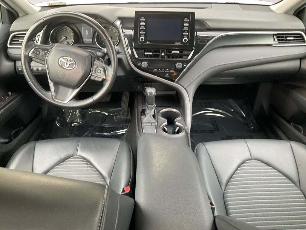 Used 2023 Toyota Camry SE image 30