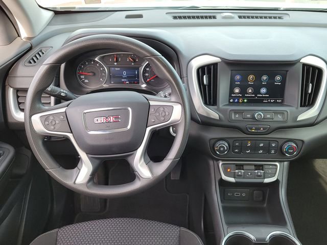 Used 2024 GMC Terrain SLE image 9