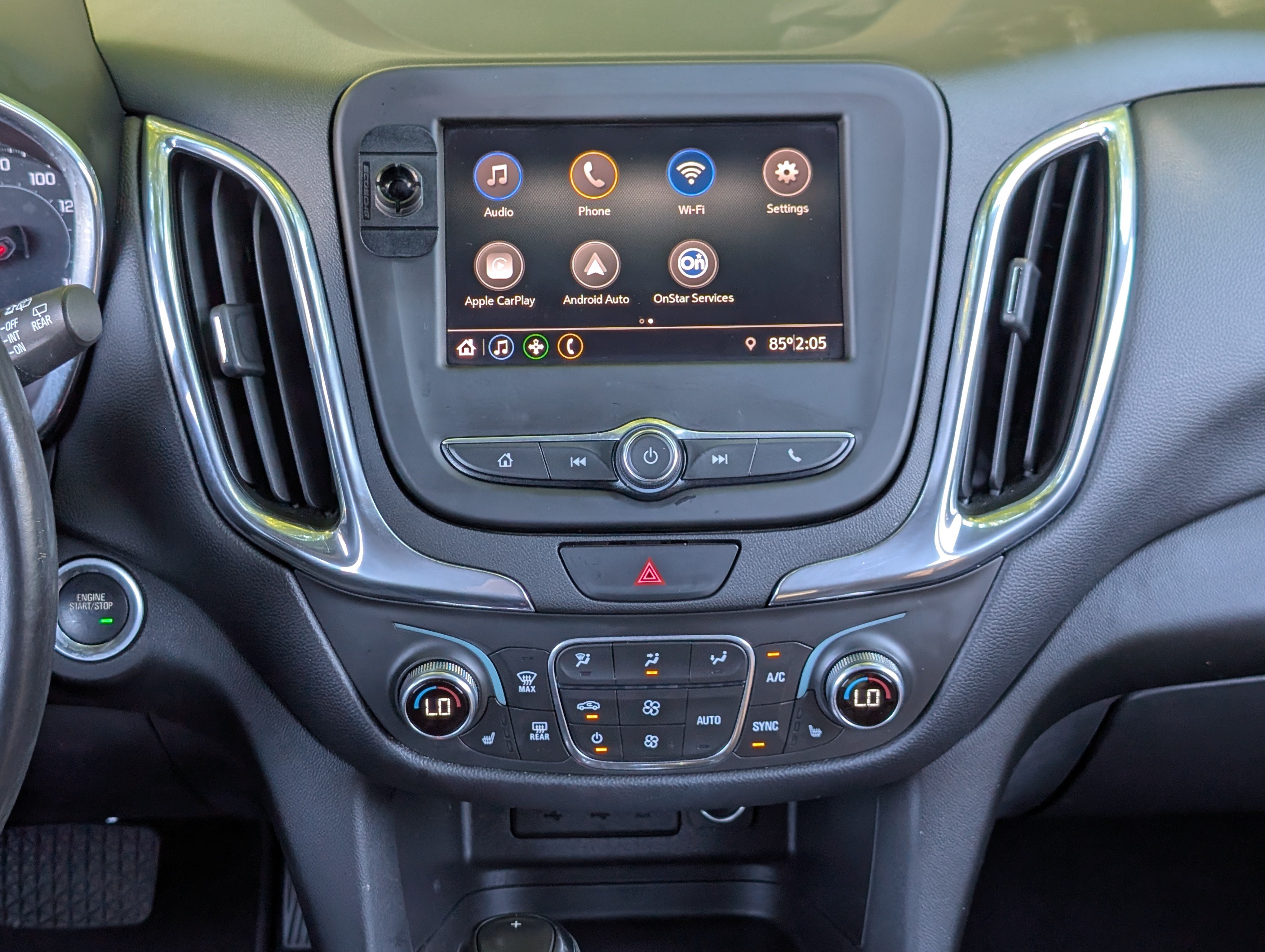 Used 2020 Chevrolet Equinox LT FWD image 25