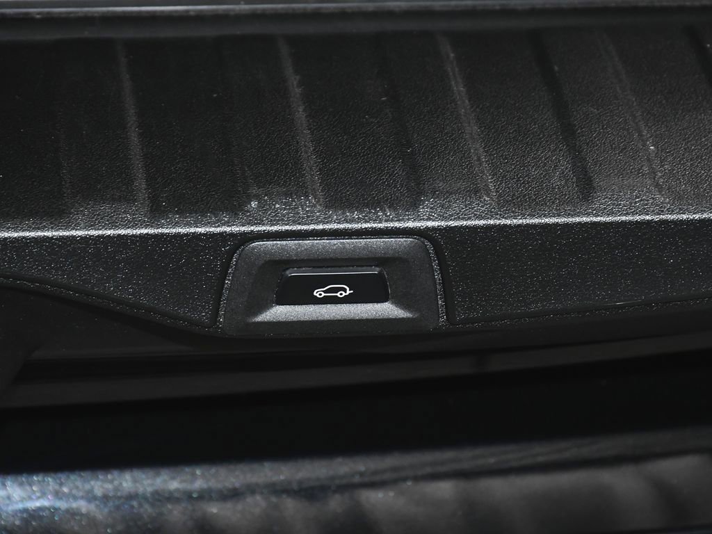 Used 2022 BMW X5 M w/ Competition Package image 74