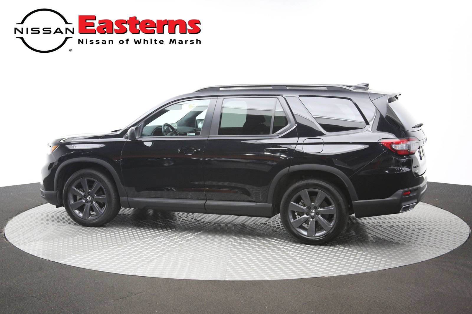 Used 2023 Honda Pilot Sport image 61