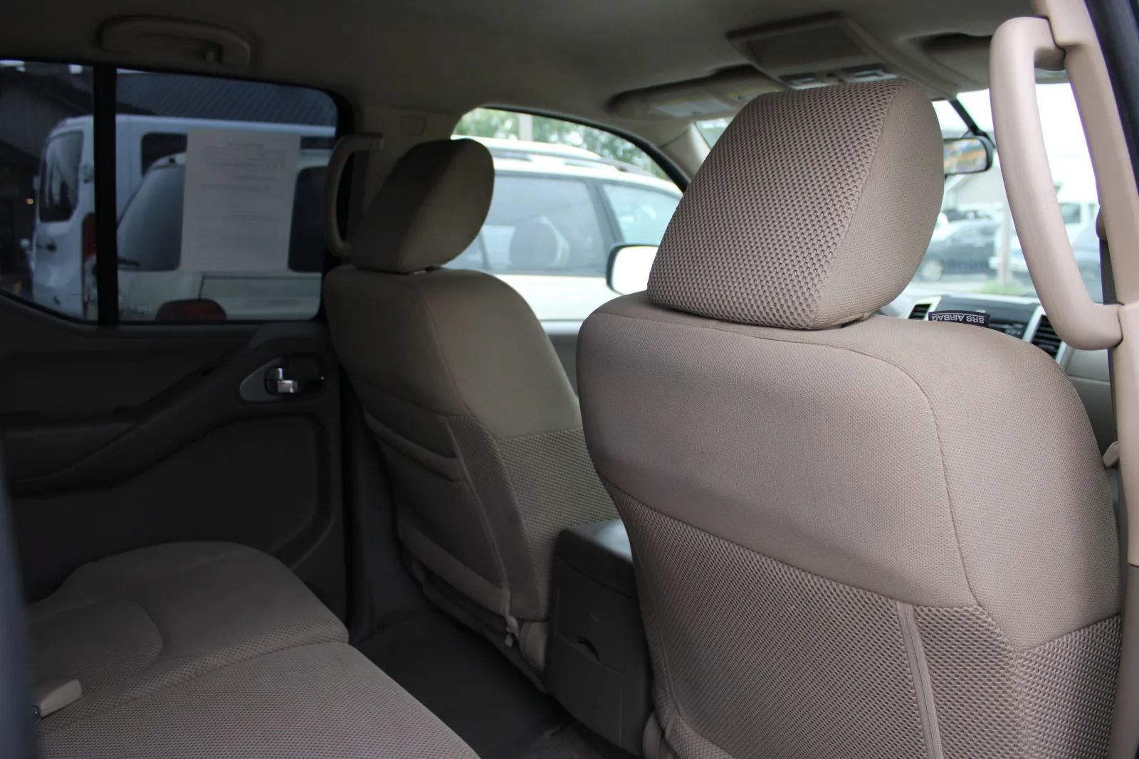 Used 2015 Nissan Frontier SV RWD image 19