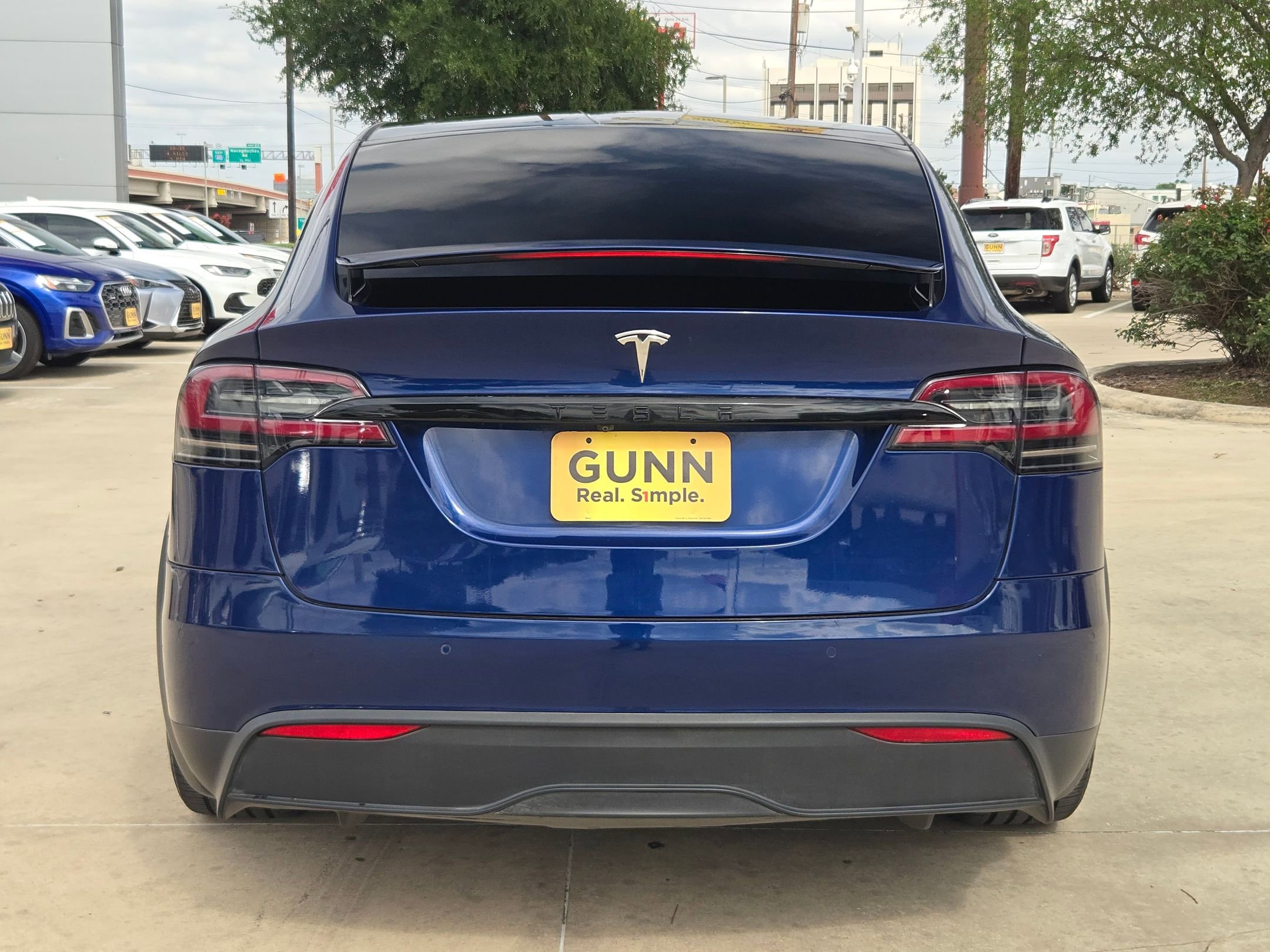 Used 2022 Tesla Model X AWD/4WD image 6