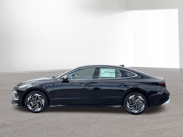 New 2026 Hyundai Sonata SEL FWD image 14
