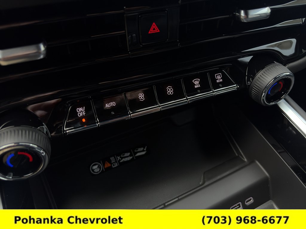 New 2026 Chevrolet Suburban High Country AWD/4WD image 17
