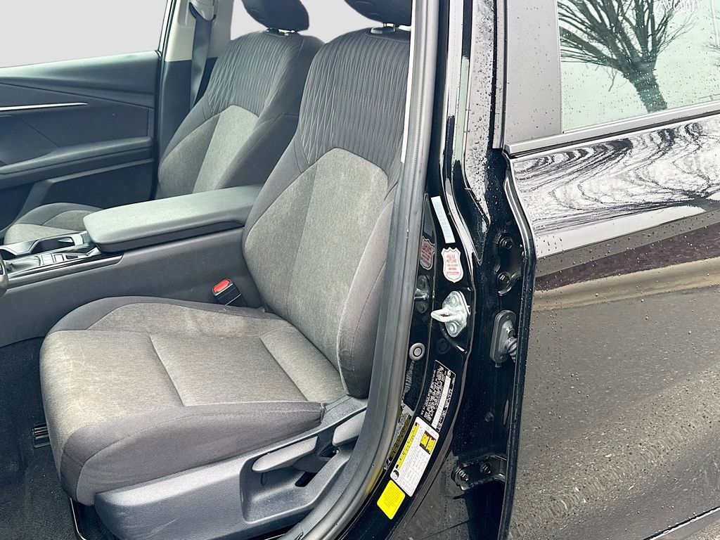 Used 2025 Toyota Camry LE image 20