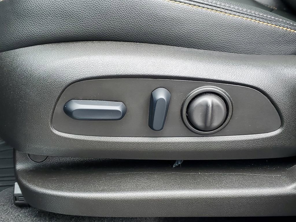 Used 2024 Chevrolet Equinox Premier AWD/4WD image 6