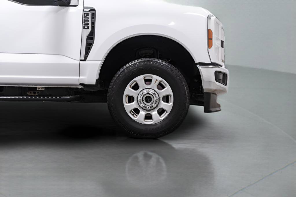 Used 2024 Ford F250 XLT image 7
