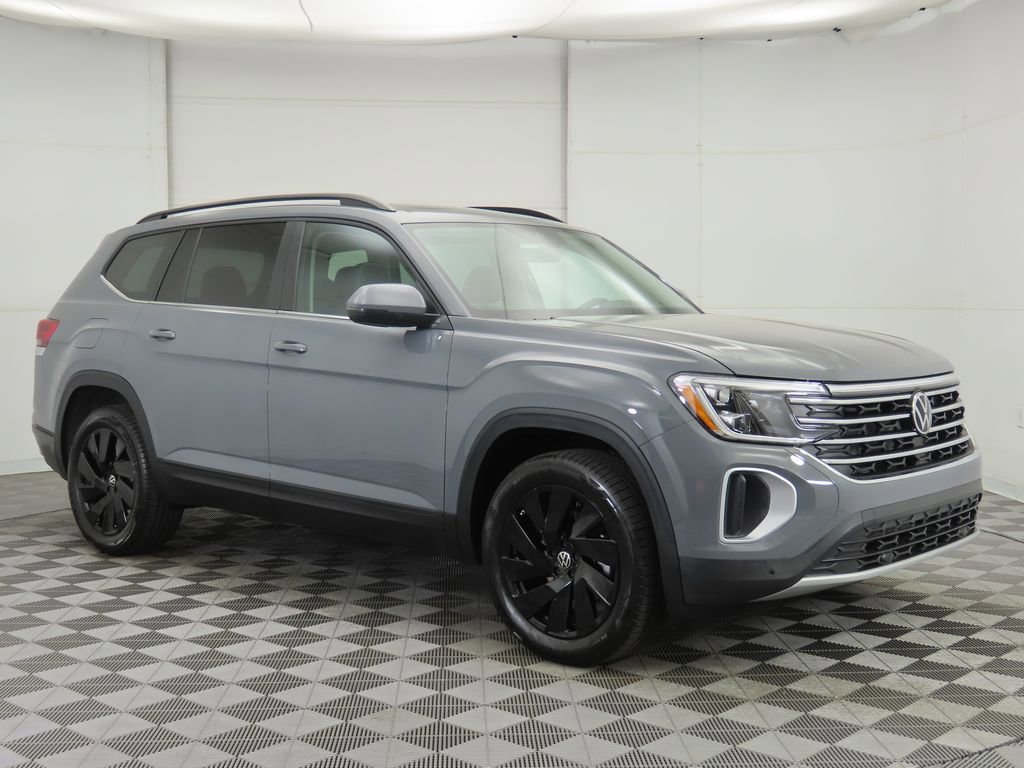 New 2026 Volkswagen Atlas SE image 3