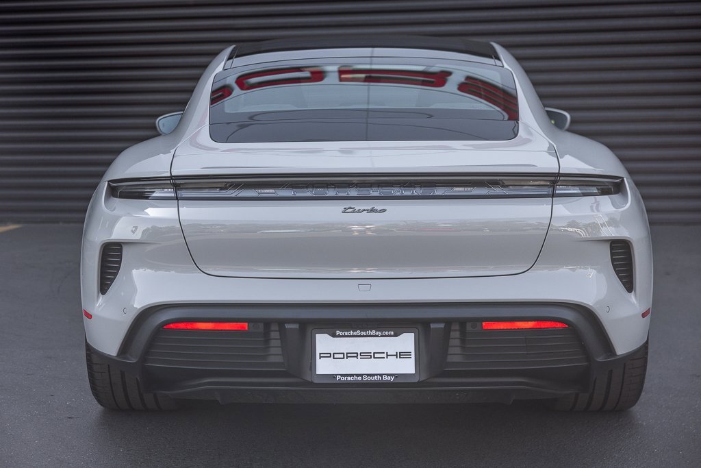 Certified 2025 Porsche Taycan Turbo image 8