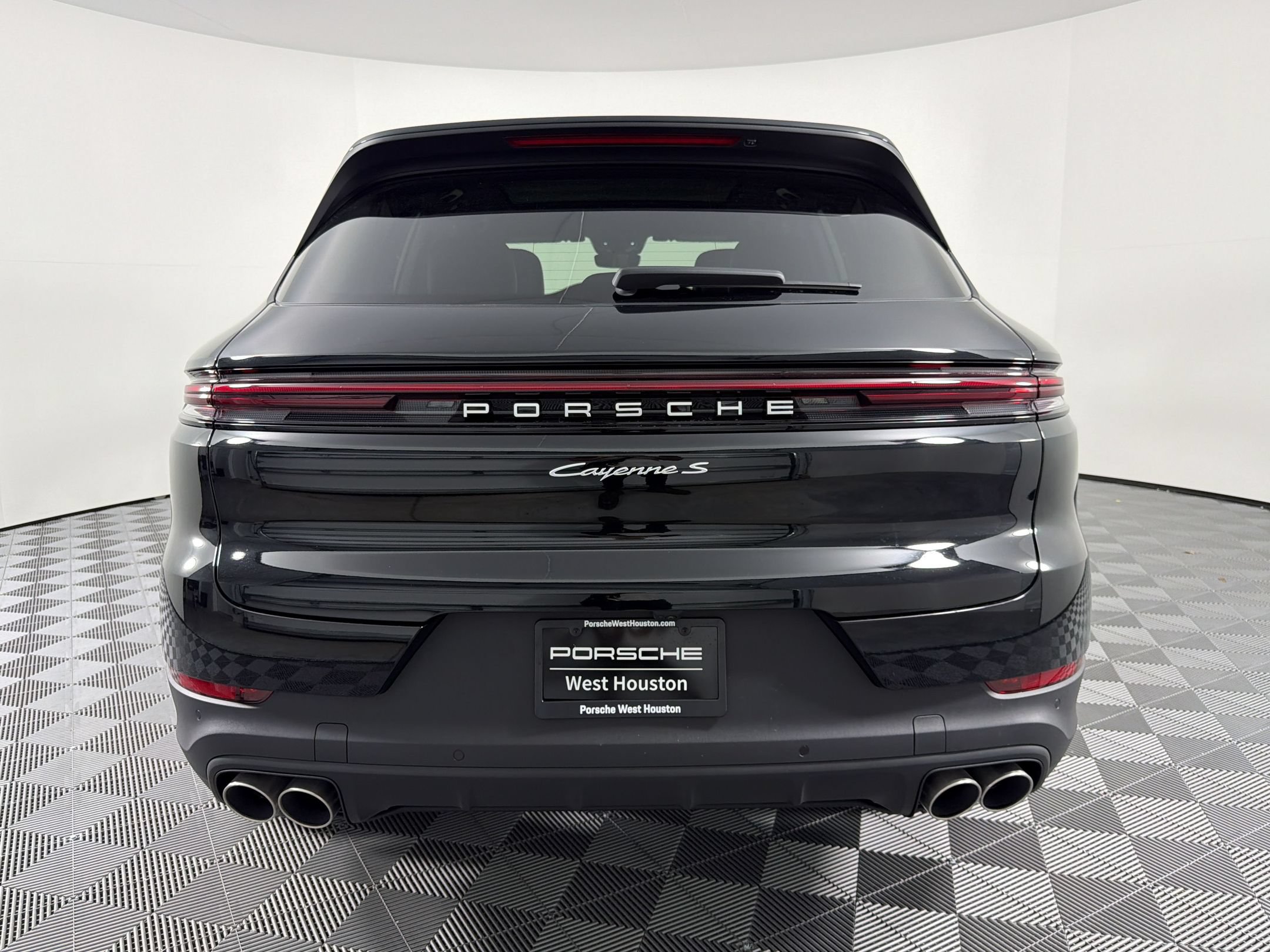 New 2026 Porsche Cayenne S AWD/4WD image 8