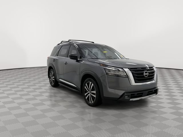 Certified 2024 Nissan Pathfinder Platinum w/ Cargo Package image 13