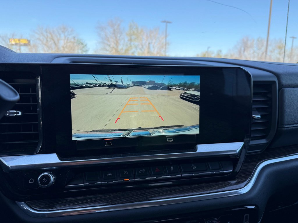 Used 2024 GMC Sierra 1500 SLE image 16