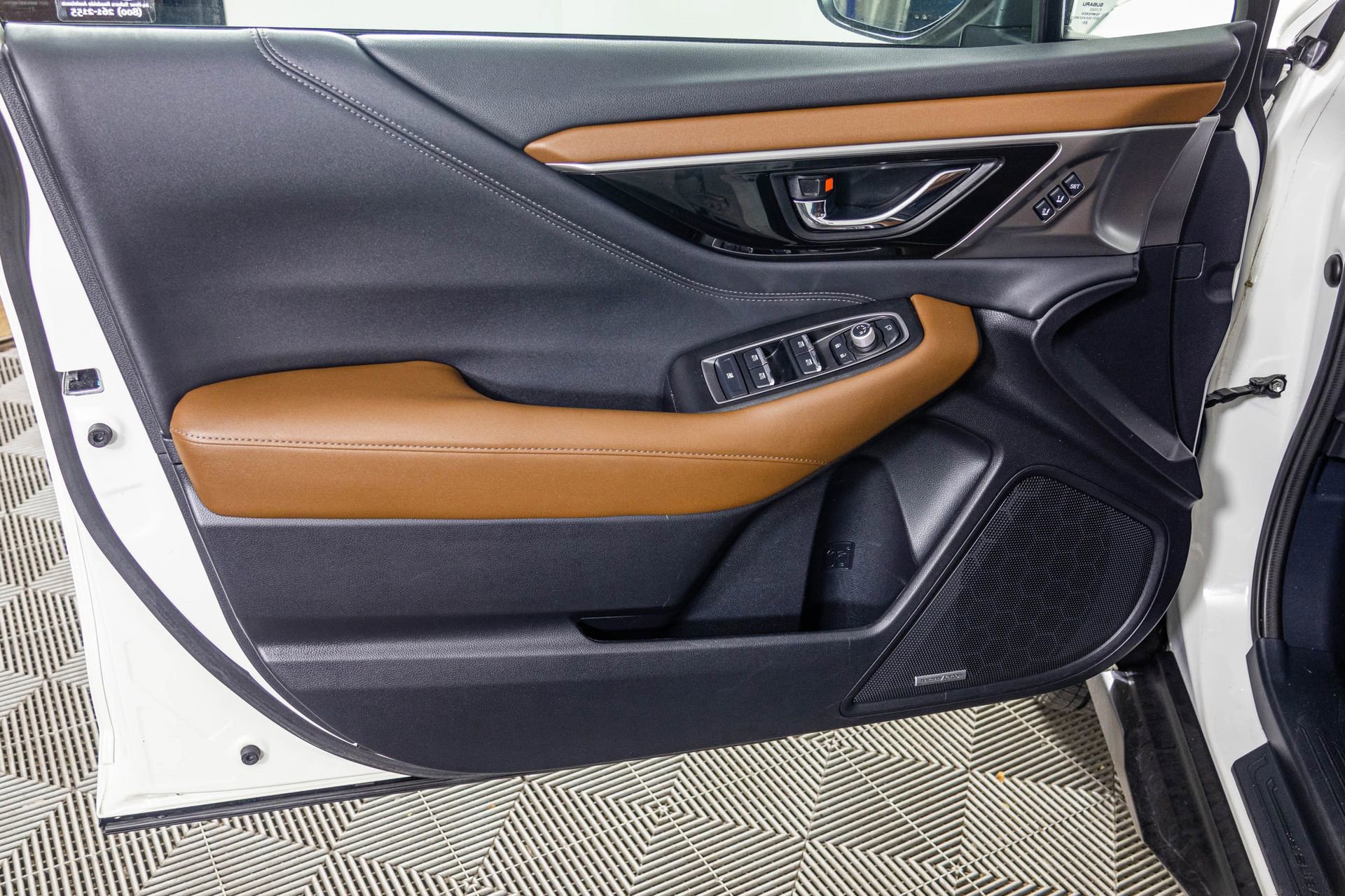 Used 2022 Subaru Outback Touring image 39