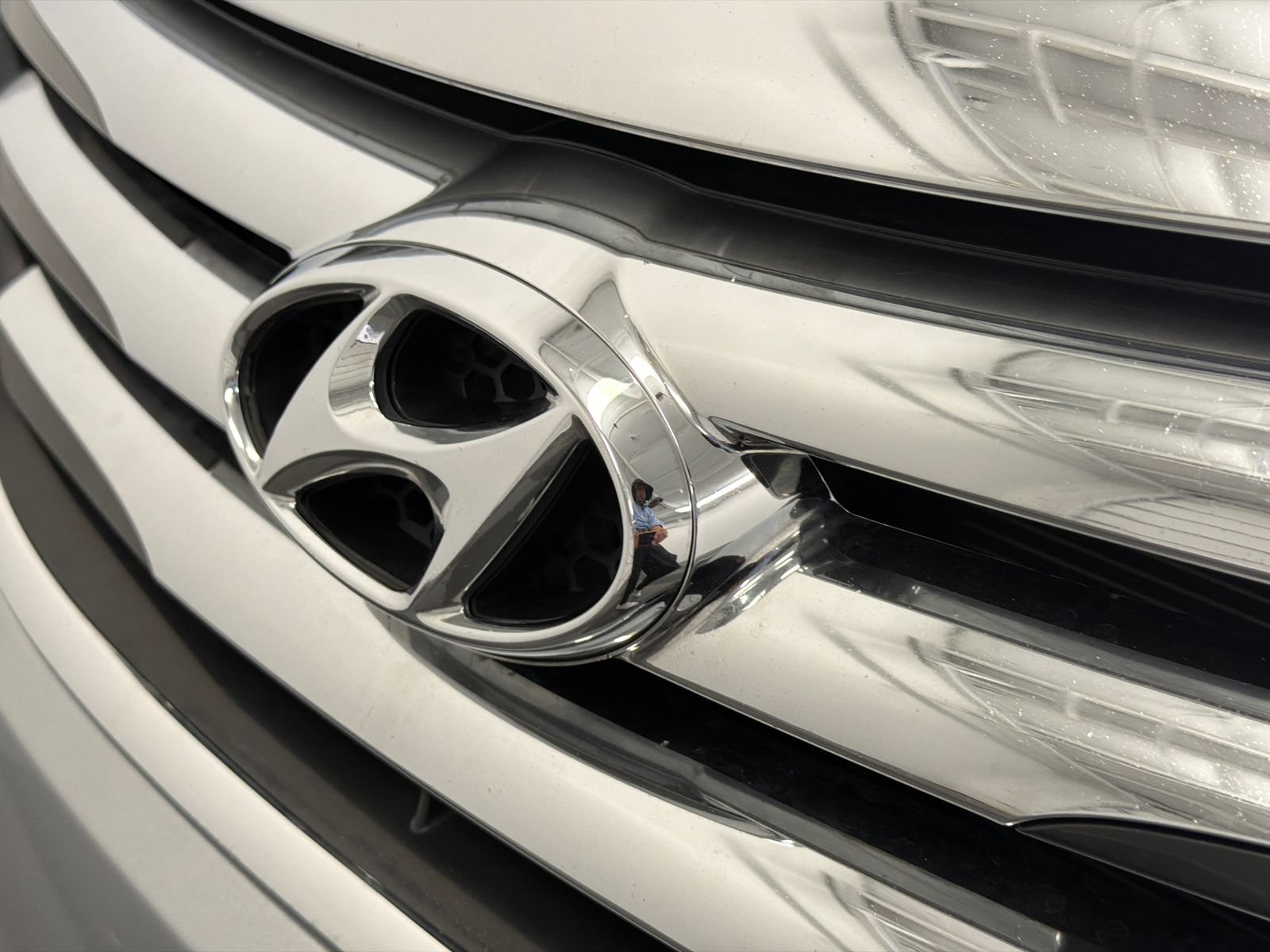 Used 2014 Hyundai Sonata Limited w/ Technology Package 05 FWD image 8
