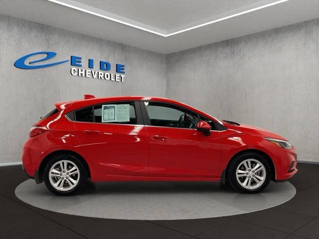 Used 2017 Chevrolet Cruze LT w/ Convenience Package FWD image 15