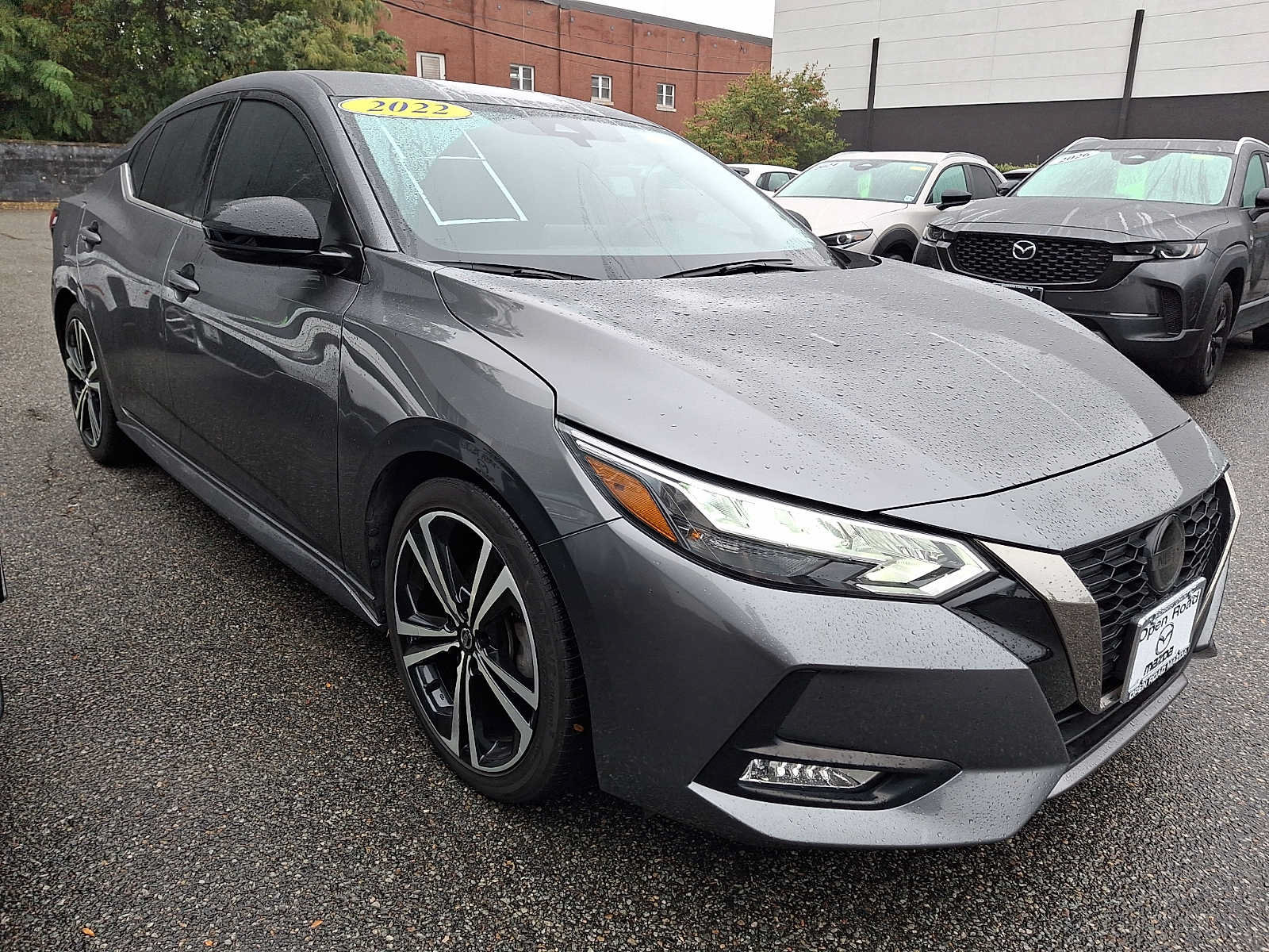 Used 2022 Nissan Sentra SR w/ Trunk Package FWD image 3