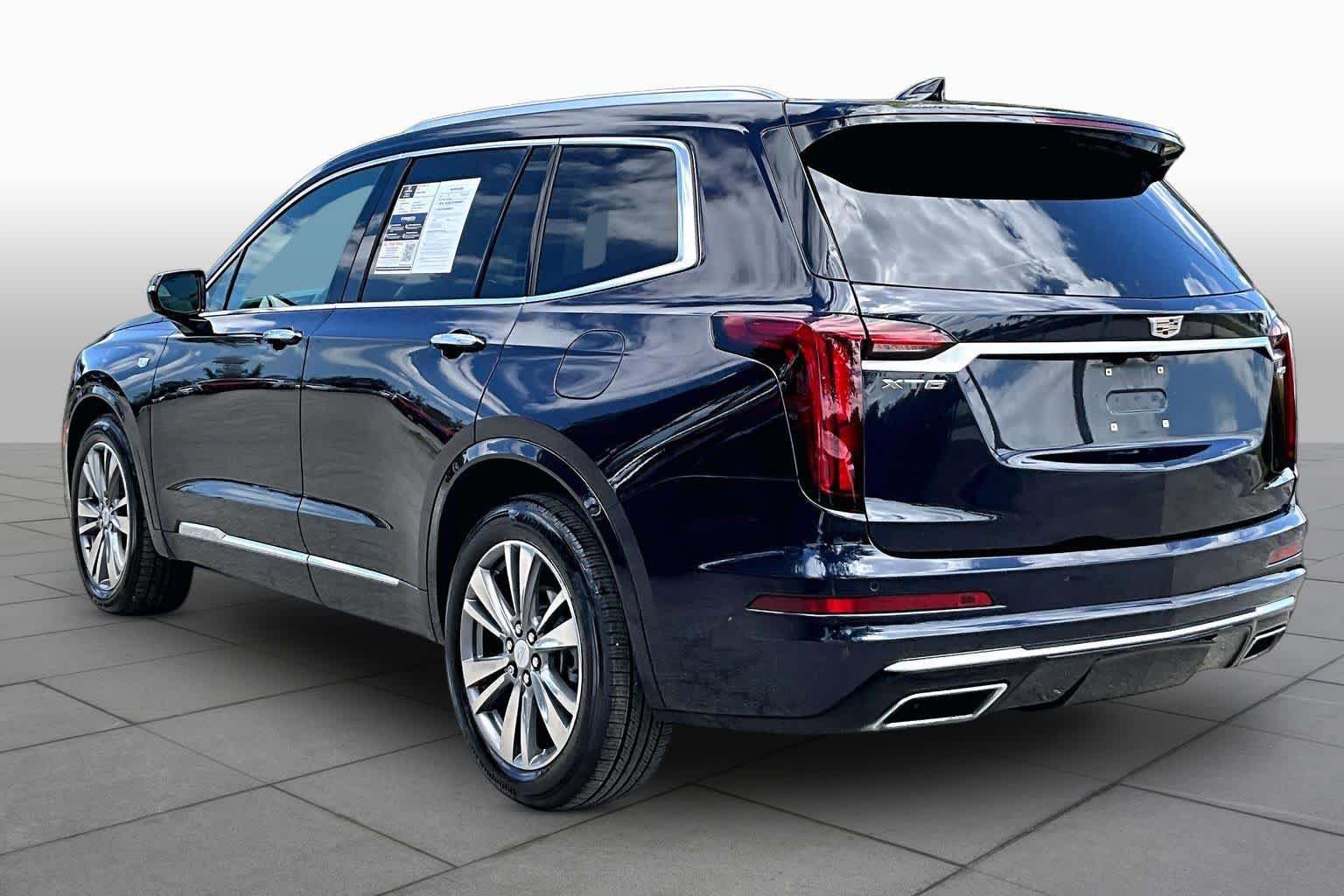 Used 2021 Cadillac XT6 Premium Luxury FWD image 12