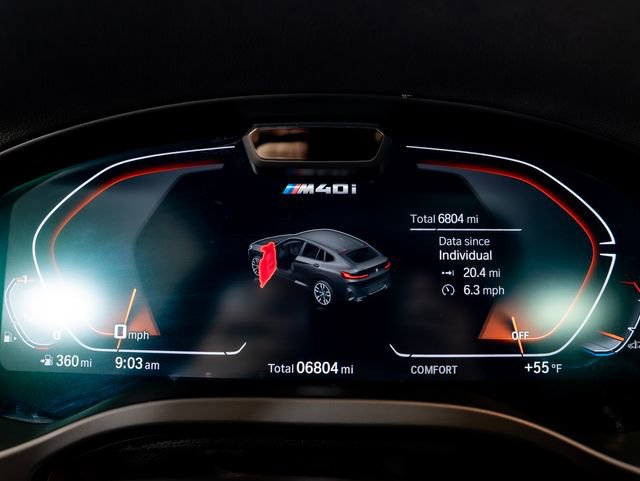 Certified 2025 BMW X4 M40i AWD/4WD image 17