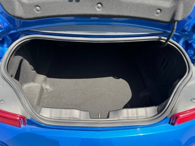 Used 2018 Chevrolet Camaro LT RWD image 20