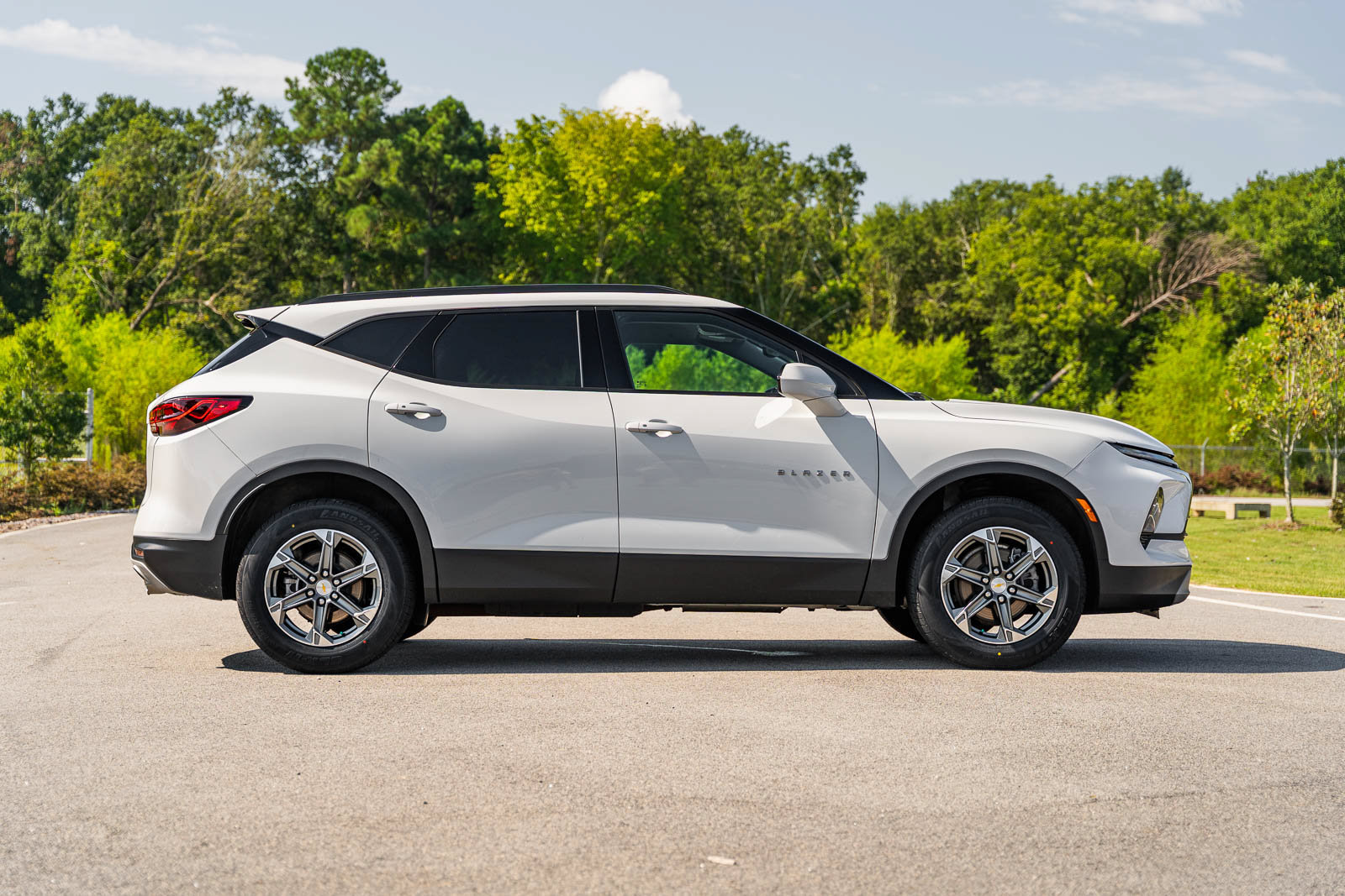 Used 2024 Chevrolet Blazer LT w/ Convenience Package FWD image 8