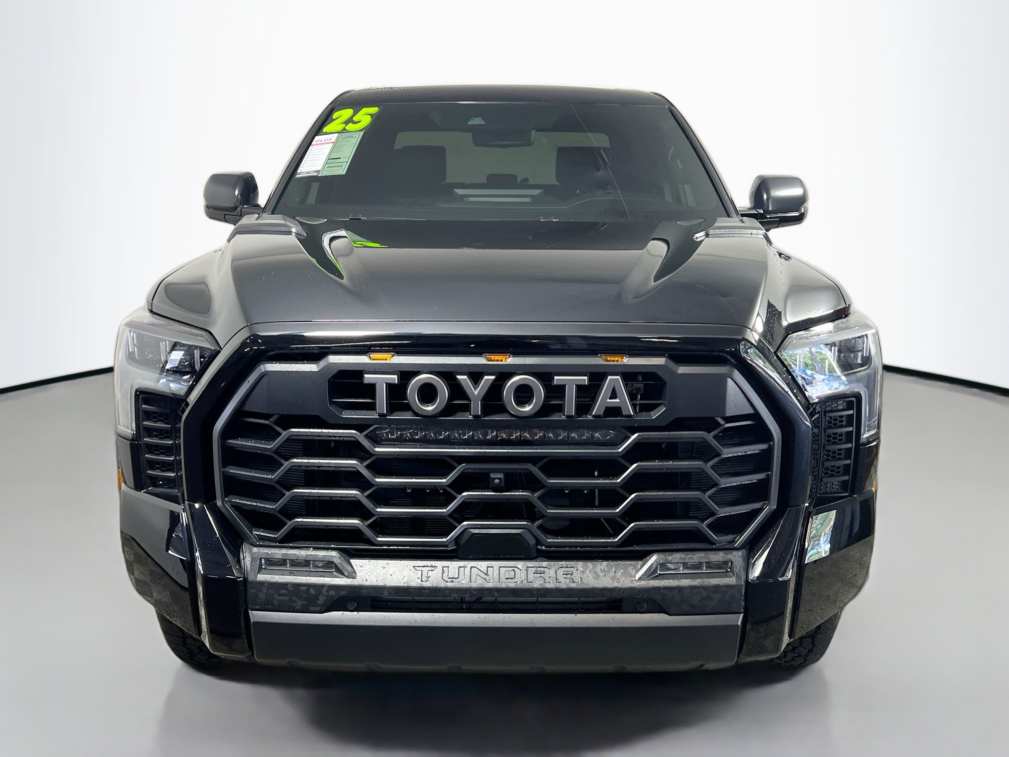 Used 2025 Toyota Tundra TRD Pro AWD/4WD image 10