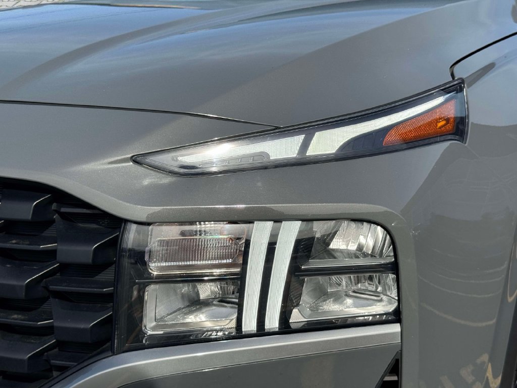 Used 2023 Hyundai Santa Fe SEL AWD/4WD image 9