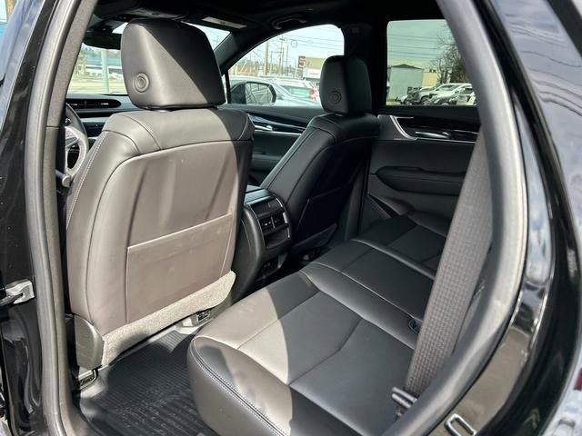 New 2026 Cadillac XT5 Premium Luxury w/ LPO, Floor Liner Package image 12