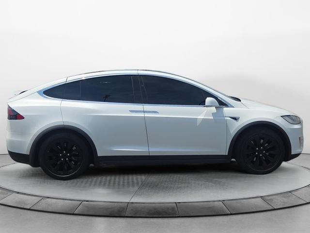 Used 2018 Tesla Model X 75D AWD/4WD image 6