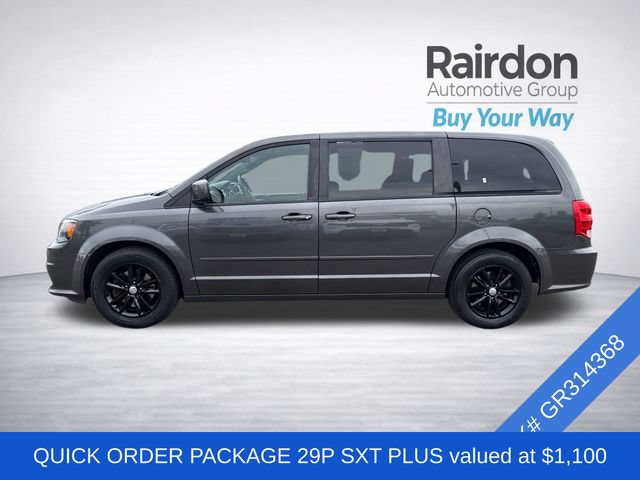 Used 2016 Dodge Grand Caravan SXT FWD image 4