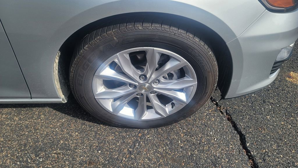 Used 2020 Chevrolet Malibu LT image 15