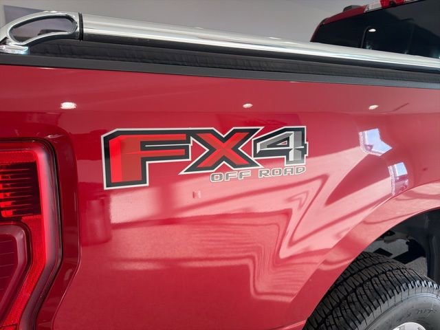 Used 2022 Ford F350 Platinum AWD/4WD image 9
