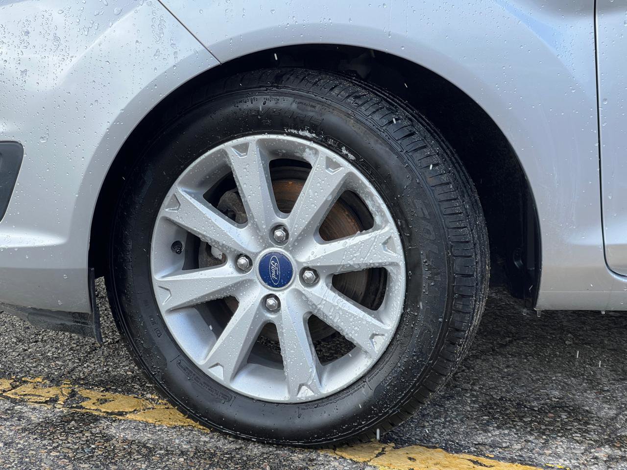 Used 2015 Ford Fiesta S image 39