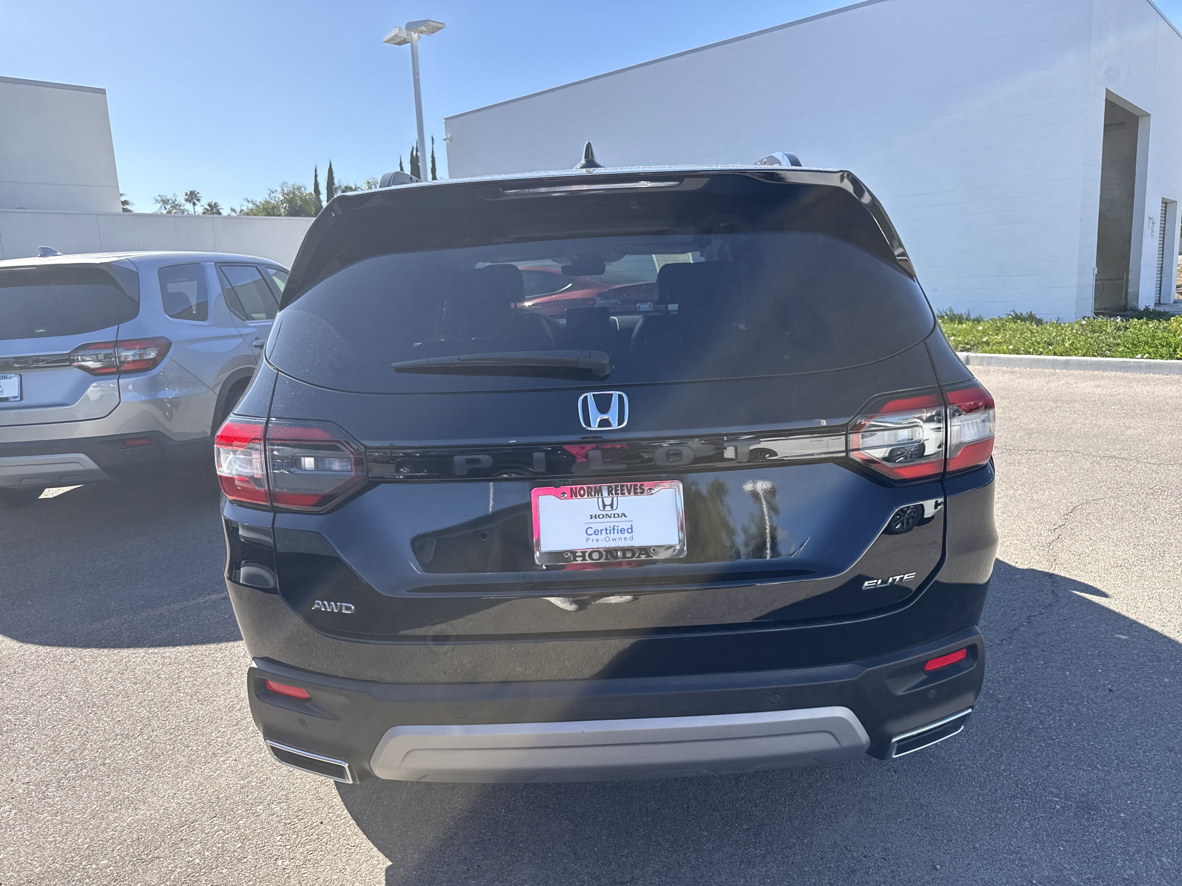 Certified 2023 Honda Pilot Elite image 4