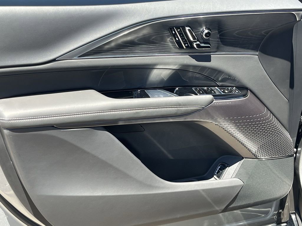 New 2025 Cadillac Lyriq Sport image 15