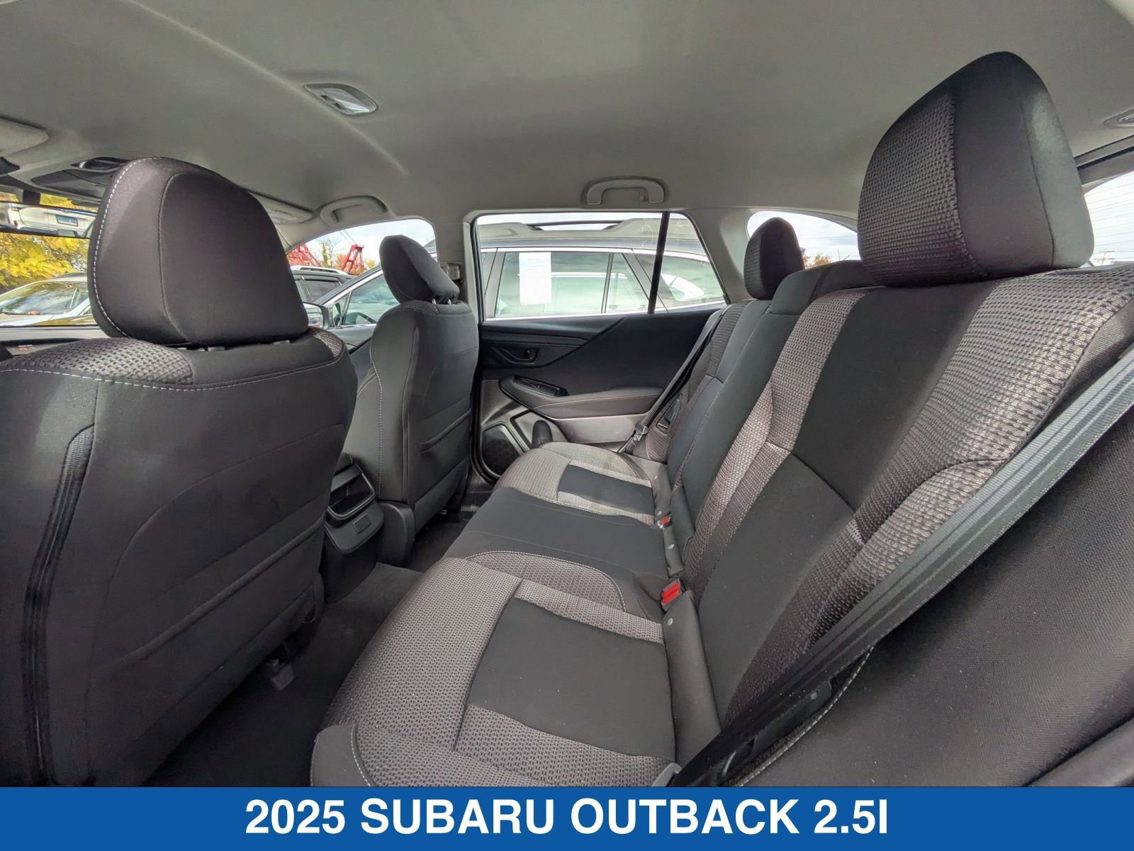 Used 2025 Subaru Outback image 5