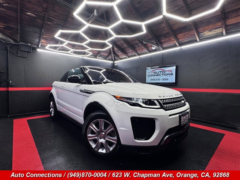 Used 2018 Land Rover Range Rover Evoque SE Dynamic AWD/4WD image 1