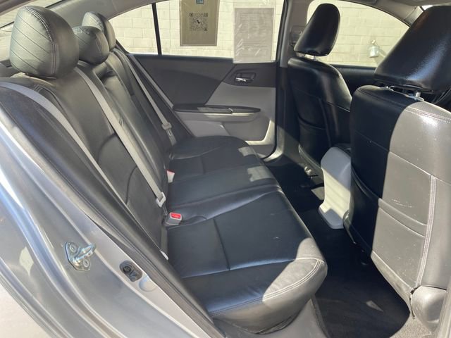 Used 2017 Honda Accord LX image 28