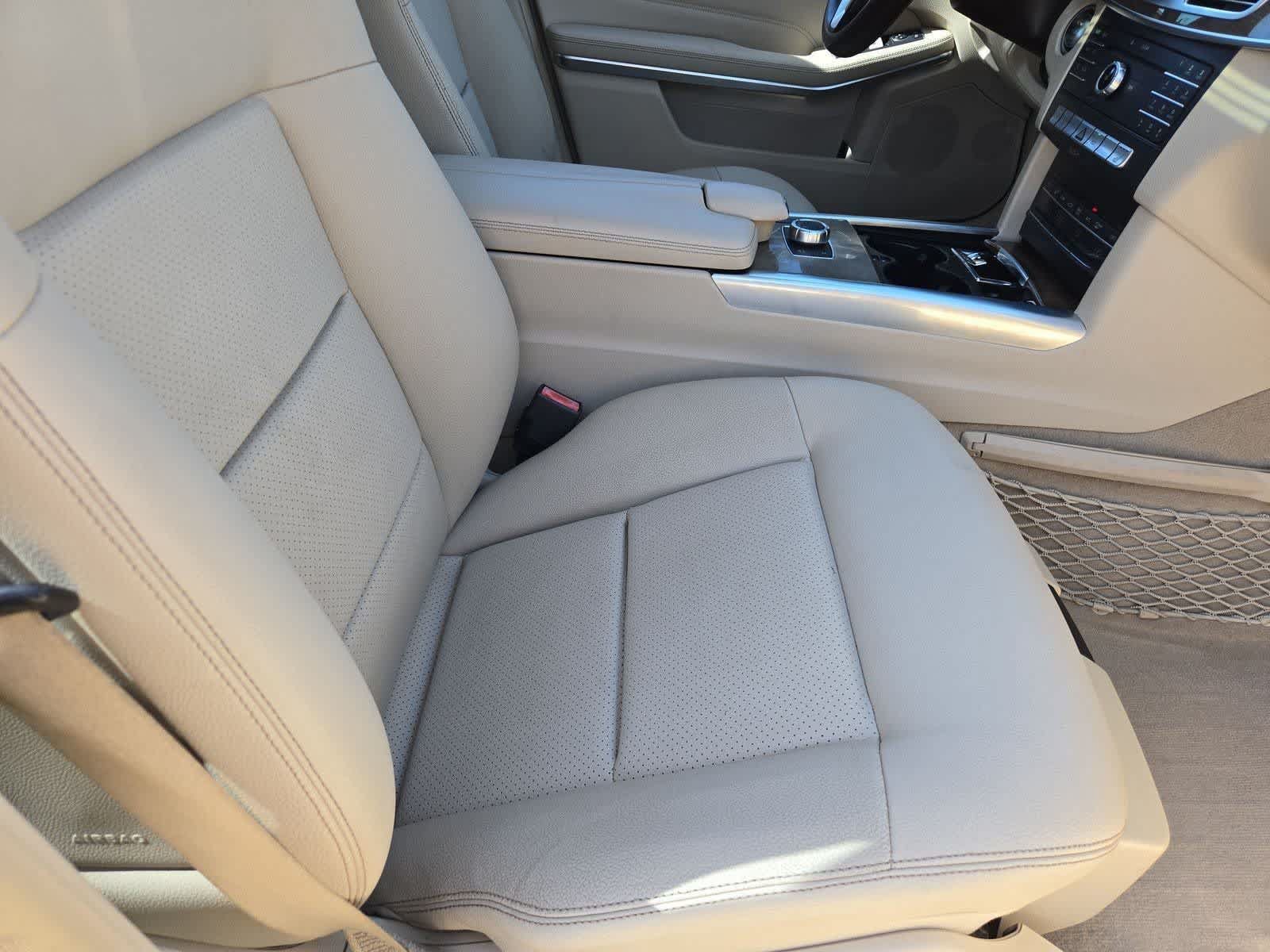Used 2016 Mercedes-Benz E 350 Sedan image 21