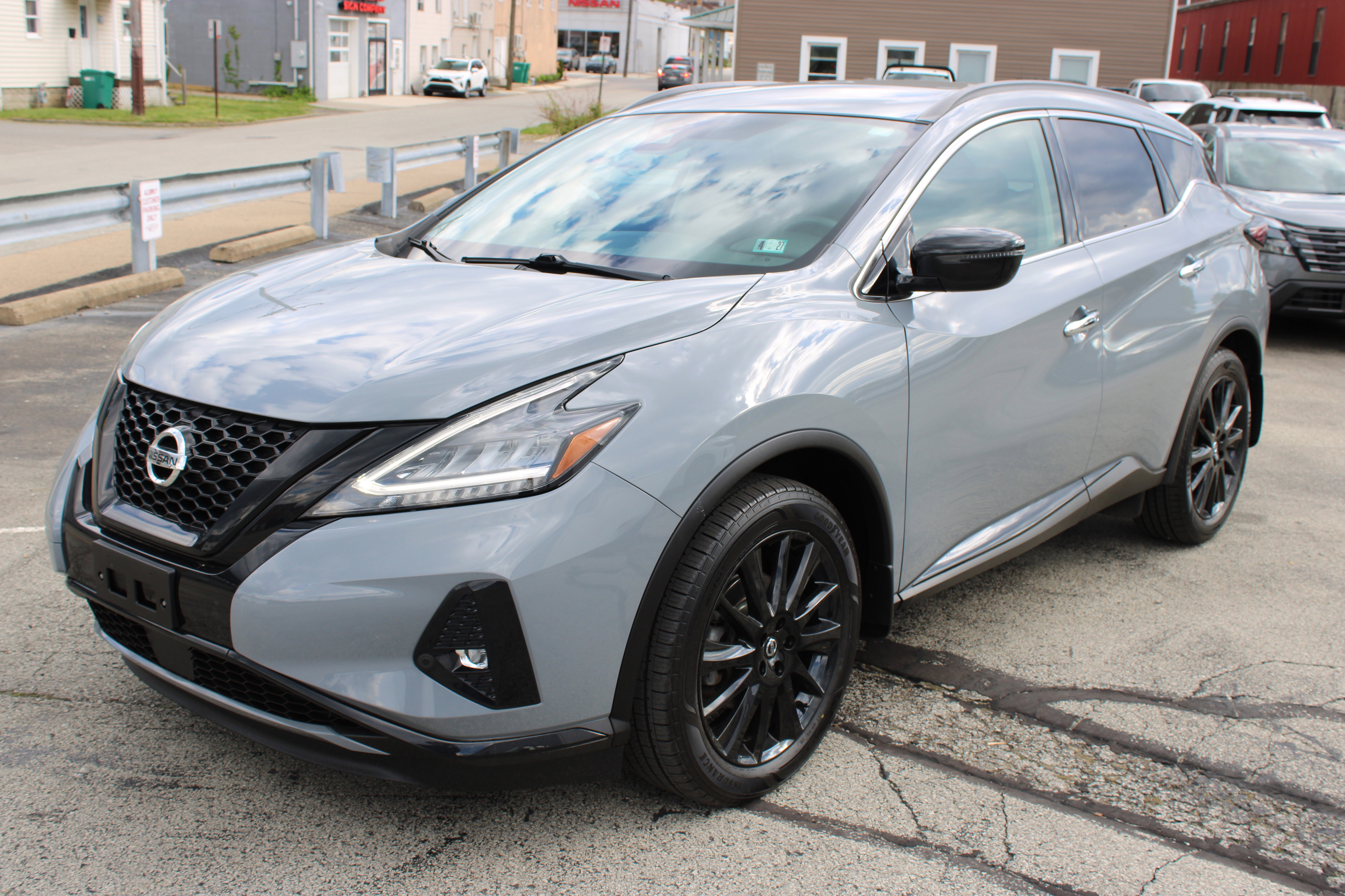 Certified 2022 Nissan Murano SV w/ SV Midnight Edition Package