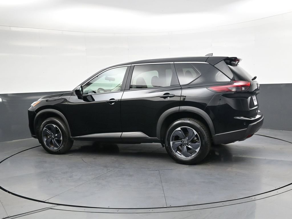 Used 2025 Nissan Rogue SV image 6
