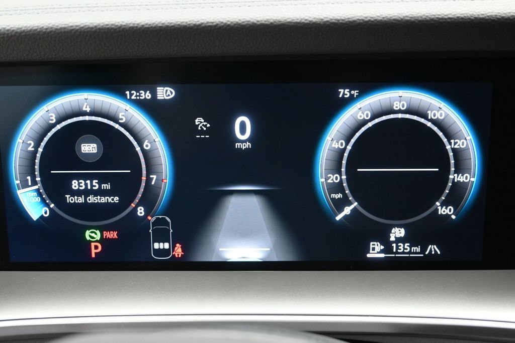 Used 2025 Volkswagen Tiguan SE R-Line AWD/4WD image 18