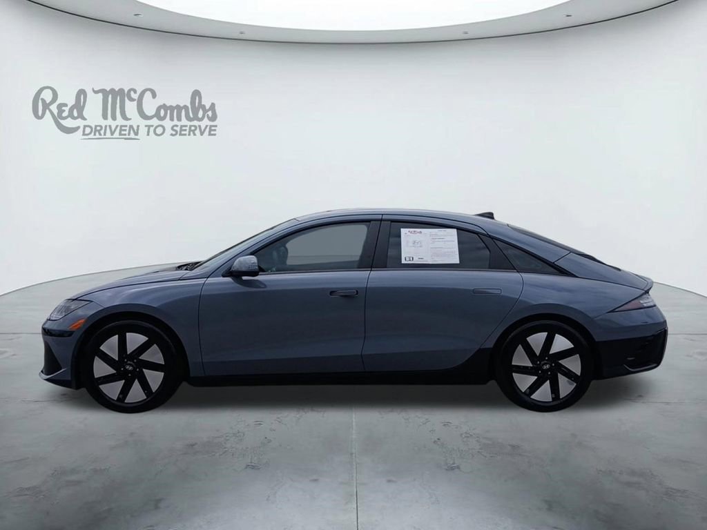 Used 2024 Hyundai Ioniq 6 SE RWD image 2