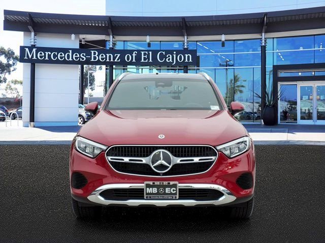 Certified 2025 Mercedes-Benz GLC 300 image 2