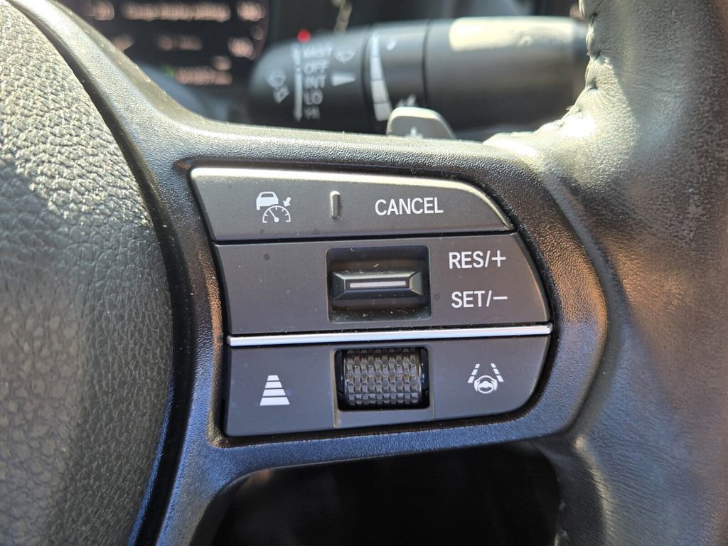 Used 2023 Honda Accord Sport image 25