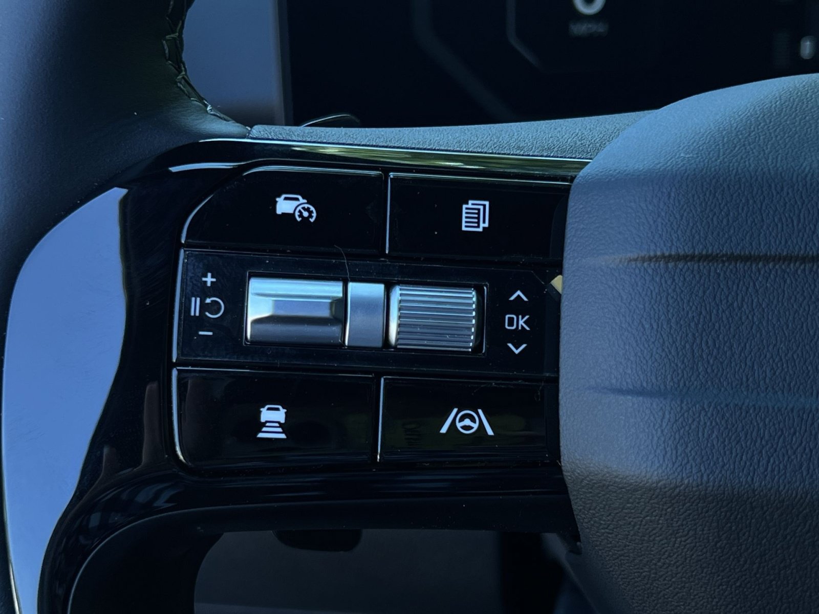 New 2026 Kia Sorento SX Prestige AWD/4WD image 29